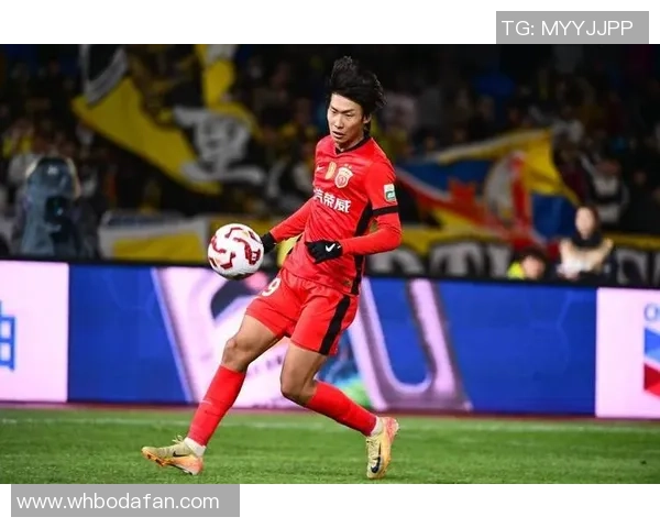 中国足球培养世界级球星的路径与挑战：从青训到国际赛场的突破之路