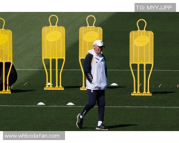 如何制作一张精美的足球球星壁纸并提升视觉效果的技巧与步骤